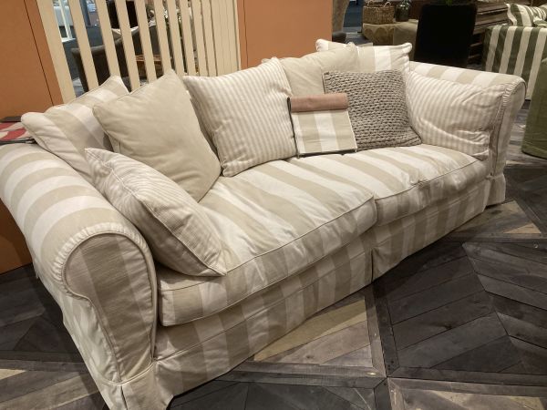 Tetrad Vivaldi Sofa in Jacobean Flower Natural