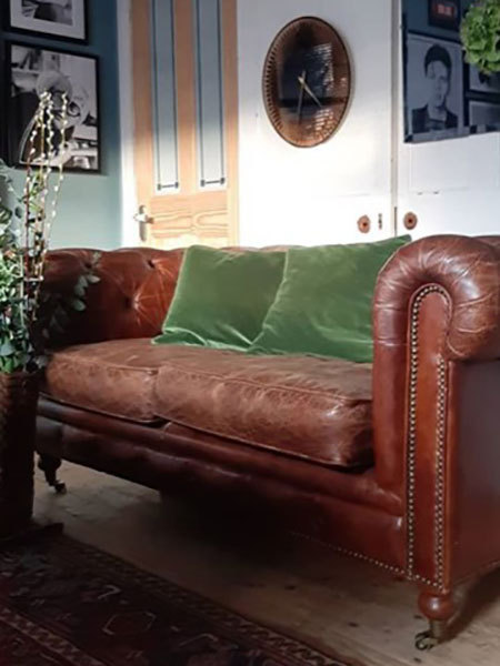 Classic Vintage Brown Leather 2 Seater Chesterfield Sofa