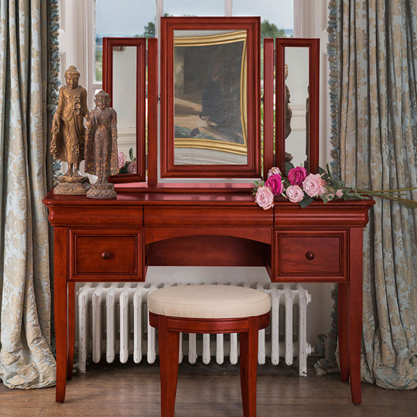 Willis & Gambier Antoinette Dressing Table, Gallery Mirror & Bedroom Stool
